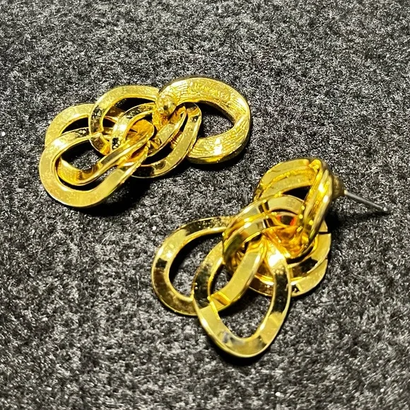 Monet Gold Toned Chain Link Earrings - Picture 3 of 6